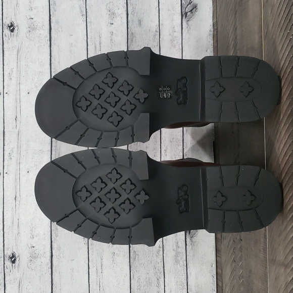 Coach-Lyden Pull On Chunky Lug Sole Bootie Walnut Size 5.5M - Picture 9 of 13